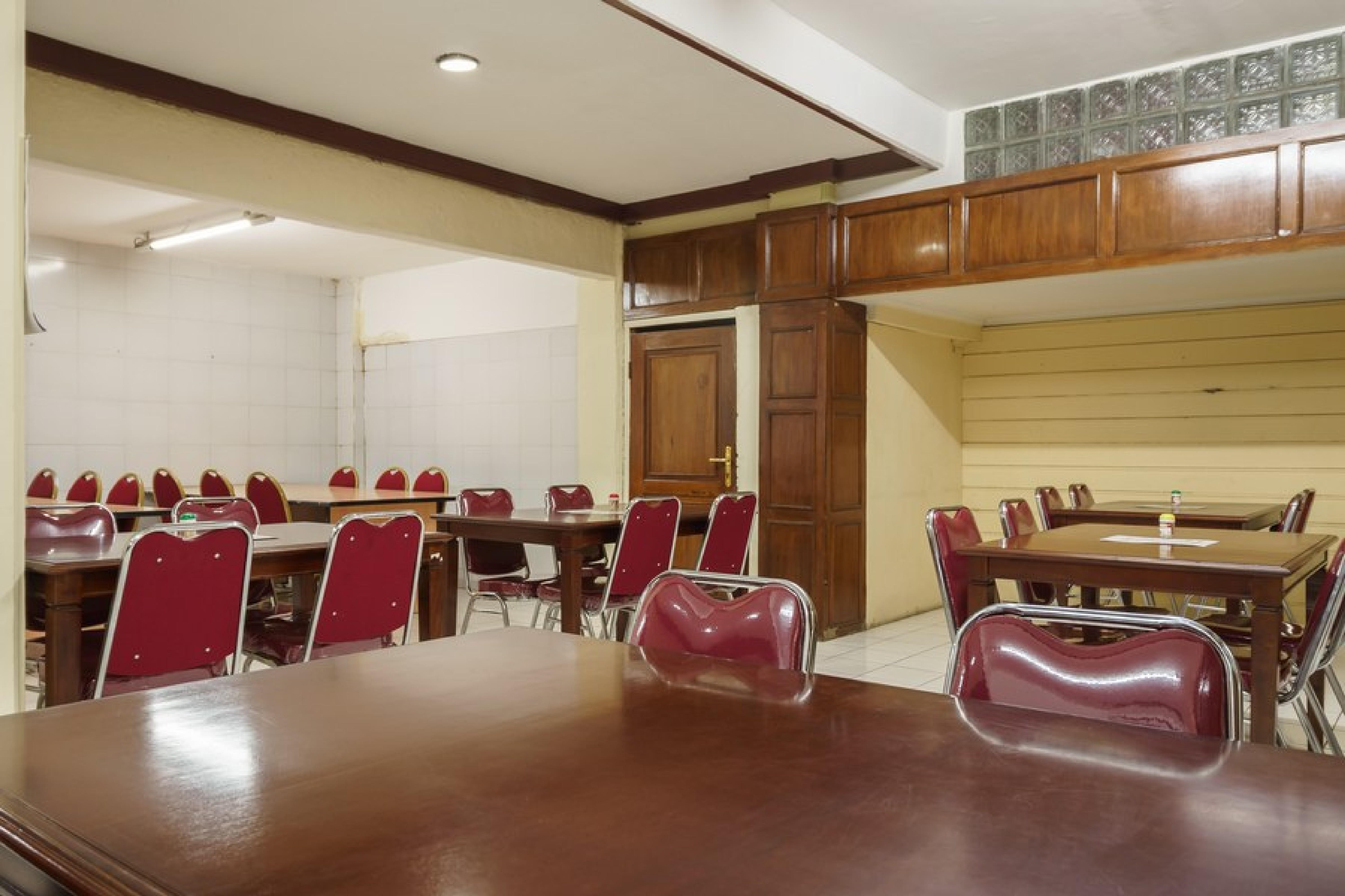 Reddoorz @ Jalan Jaksa Jakarta Extérieur photo